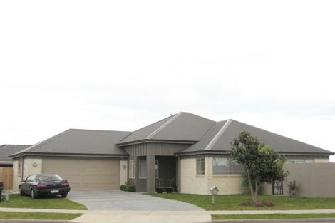 Photo of property in 576 Grenada Street, Papamoa Beach, Papamoa, 3118