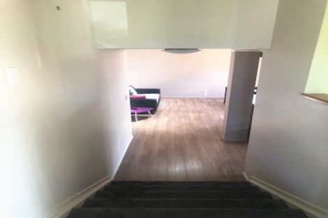 Photo of property in 20 Seamount Drive, Red Beach, 0932