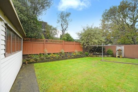 Photo of property in 15a Montgomery Crescent, Clouston Park, Upper Hutt, 5018