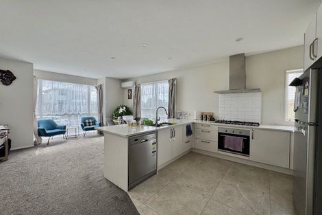 Photo of property in 5 Aeronautic Road, Takanini, 2112