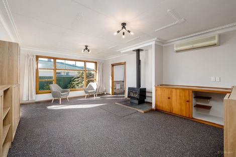 Photo of property in 30 Hughes Street, Waimate, 7924
