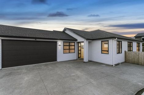 Photo of property in 16 Huarahi Pai Road, Huapai, Kumeu, 0810