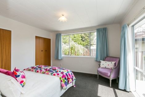 Photo of property in 6 Ashford Place, Havelock North, 4130