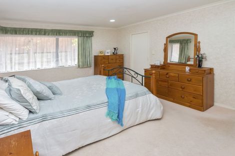 Photo of property in 30 Limerick Place, Dannemora, Auckland, 2016