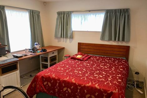 Photo of property in 390a Bucklands Beach Road, Bucklands Beach, Auckland, 2012