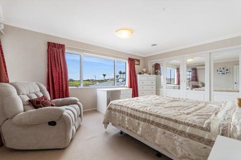 Photo of property in 35 Oxford Street, Te Puke, 3119