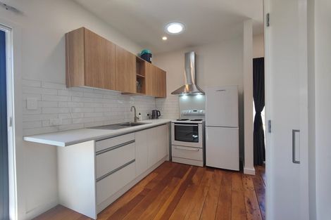 Photo of property in 35 Aparima Avenue, Miramar, Wellington, 6022