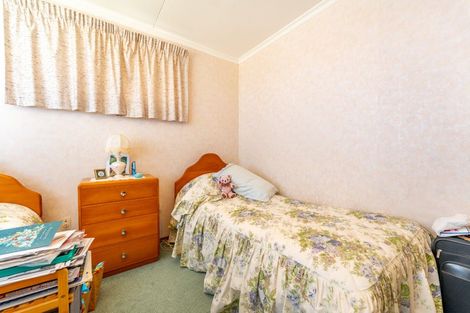 Photo of property in 17 Kenilworth Road, Oamaru North, Oamaru, 9400
