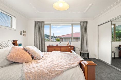 Photo of property in 8 Strode Street, Halfway Bush, Dunedin, 9010
