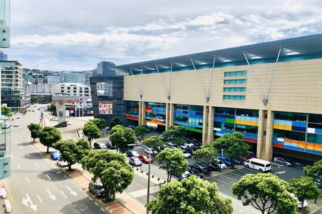 Photo of property in Piermont Apartments, 5e/82 Cable Street, Te Aro, Wellington, 6011