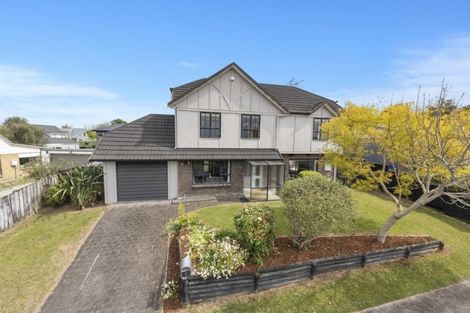 Photo of property in 6 Houhere Place, Pukete, Hamilton, 3200