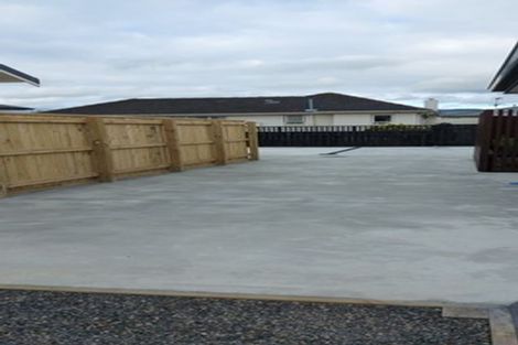 Photo of property in 6a Elm Street, Ebdentown, Upper Hutt, 5018