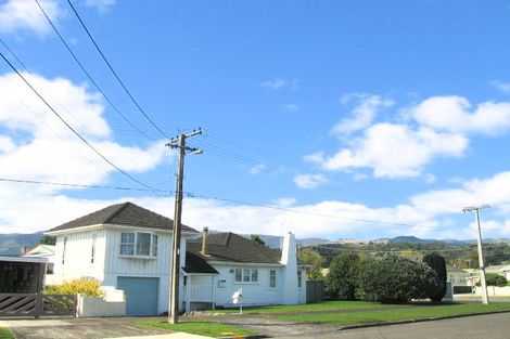 Photo of property in 2 Willow Grove, Ebdentown, Upper Hutt, 5018