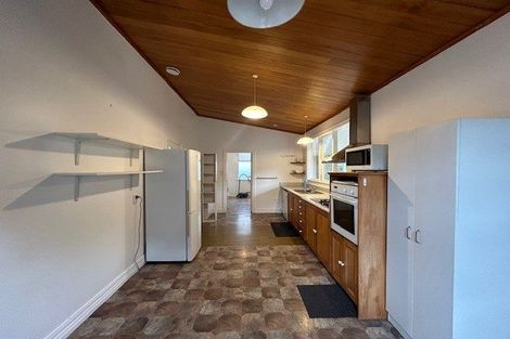 Photo of property in 2 Stanley Street, Berhampore, Wellington, 6023