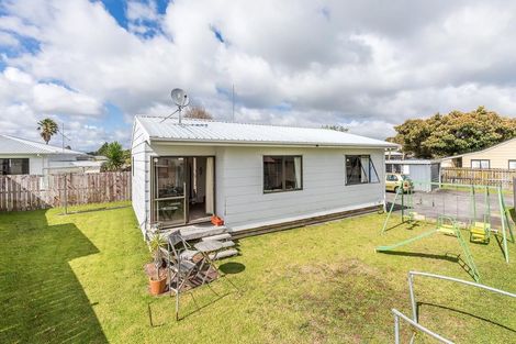 Photo of property in 1/25 Kennington Drive, Clendon Park, Auckland, 2103