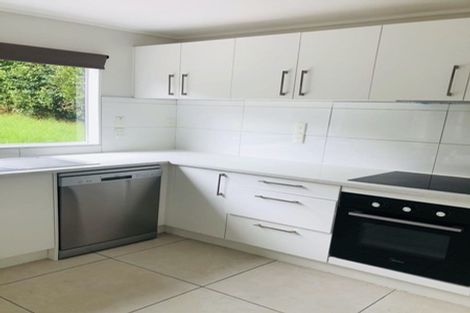 Photo of property in 2/26 Richards Avenue, Forrest Hill, Auckland, 0620