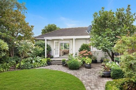 Photo of property in 4 Ardmore Place, Bishopdale, Christchurch, 8053
