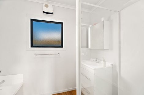 Photo of property in 135 Main Road, Luggate, Cromwell, 9383