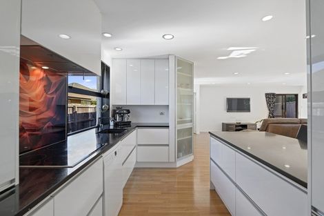 Photo of property in 10 Lochmore Street, Bishopdale, Christchurch, 8051