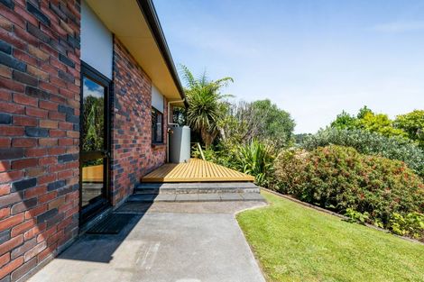 Photo of property in 138 Govett Avenue, Frankleigh Park, New Plymouth, 4310
