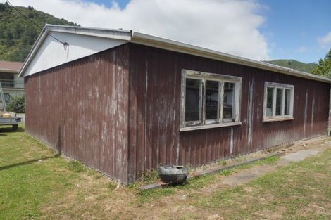 Photo of property in 91a Waikawa Road, Picton, 7220