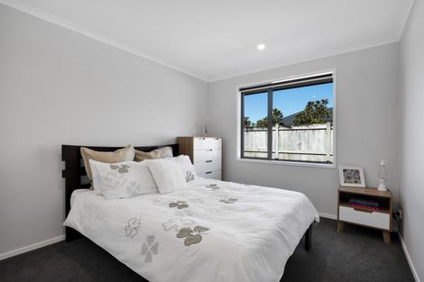 Photo of property in 25 Fernbrook Drive, Hurworth, New Plymouth, 4310