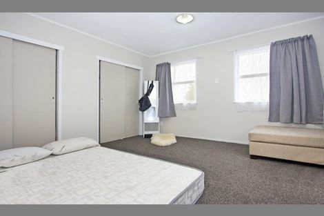 Photo of property in 67 Hobart Crescent, Wattle Downs, Auckland, 2103