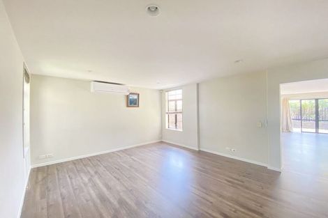 Photo of property in 60 Baverstock Road, Flat Bush, Auckland, 2016