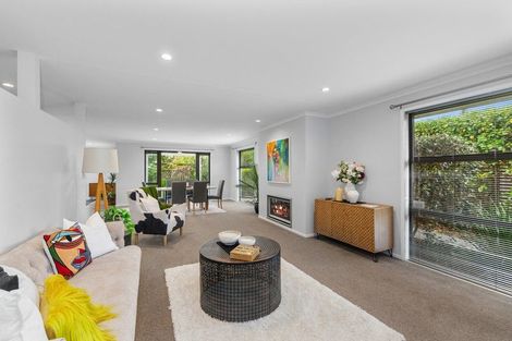 Photo of property in 9 Maple Lane, Huapai, Kumeu, 0810