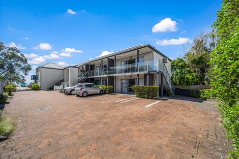 Photo of property in 3/420a Hibiscus Coast Highway, Orewa, 0931