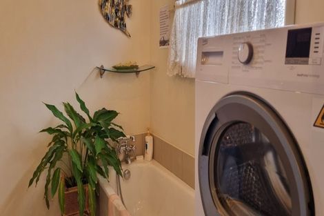 Photo of property in 52 Koheroa Road, Mercer, 2474