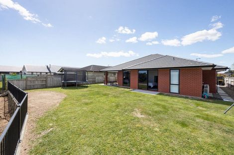 Photo of property in 7 Hyatt Close, Leamington, Cambridge, 3432