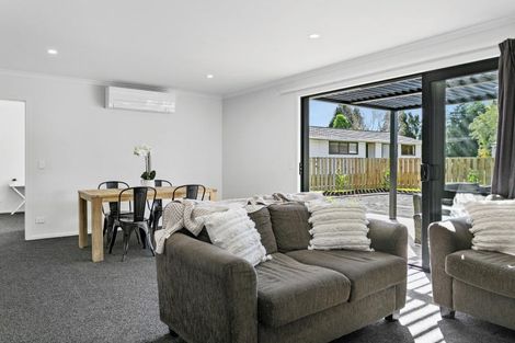 Photo of property in 2/151 Tauhara Road, Tauhara, Taupo, 3330