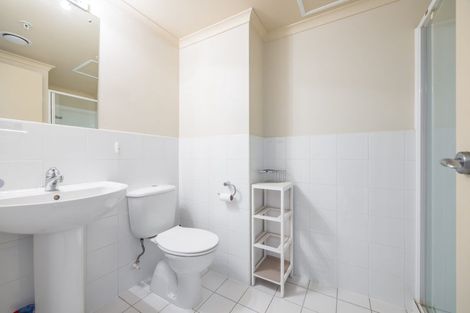 Photo of property in The Rennaissance, 13f/18 Ronwood Avenue, Manukau, Auckland, 2104