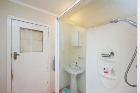 Photo of property in 93 Featherston Street, Takaro, Palmerston North, 4412