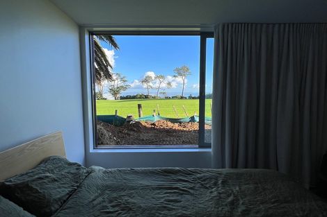 Photo of property in 25 Nicholas Gibbons Drive, Clendon Park, Auckland, 2103