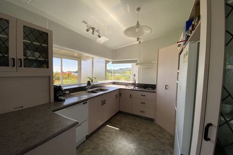 Photo of property in 1110 Abel Tasman Drive, Ligar Bay, Takaka, 7183