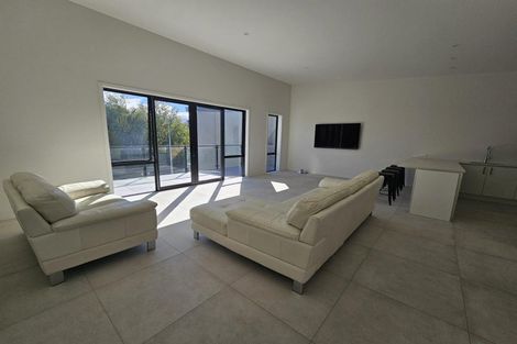 Photo of property in 7 Le Mans Grove, Cromwell, 9384