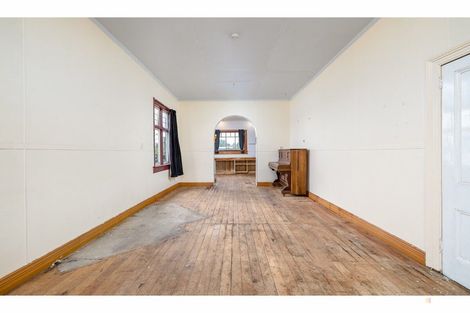 Photo of property in 7 Holmes Street, Waimate, 7924