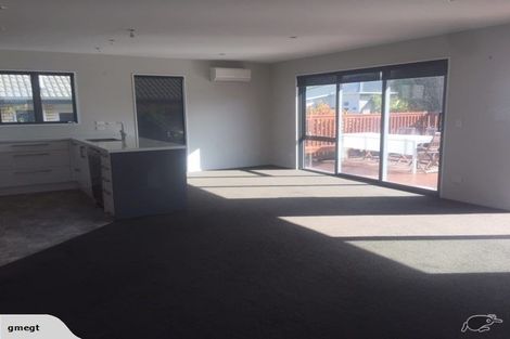Photo of property in 27 Clarendon Terrace, Woolston, Christchurch, 8023