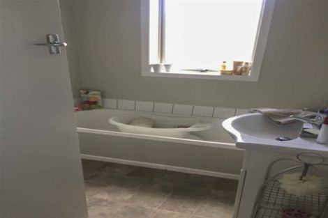 Photo of property in 77 Stobo Street, Grasmere, Invercargill, 9810