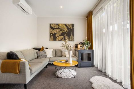 Photo of property in 8 Uku Lane, Hobsonville, Auckland, 0616