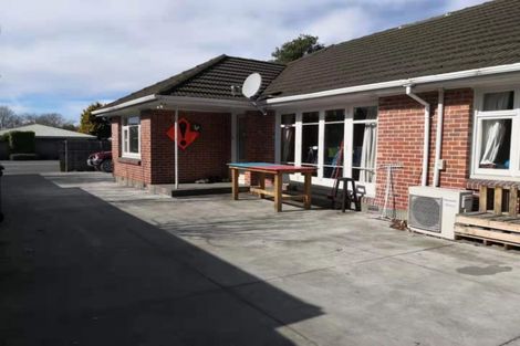 Photo of property in 8 Curletts Road, Sockburn, Christchurch, 8042