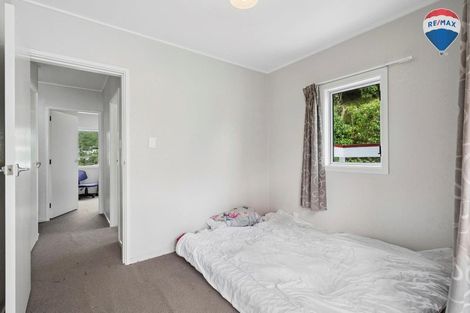 Photo of property in 39 Thurleigh Grove, Karori, Wellington, 6012
