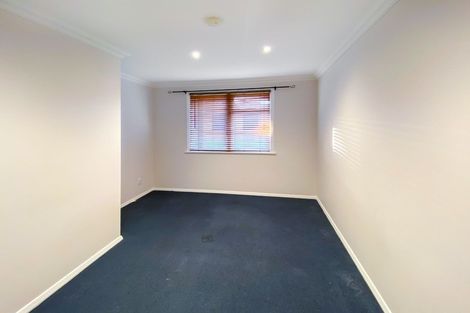Photo of property in 92 Arimu Road, Papakura, 2110