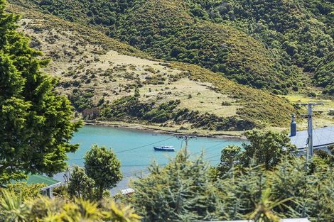 Photo of property in 3 Tirowhanga Road, Paremata, Porirua, 5024