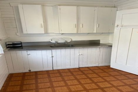 Photo of property in 2/22 Amaru Road, One Tree Hill, Auckland, 1061