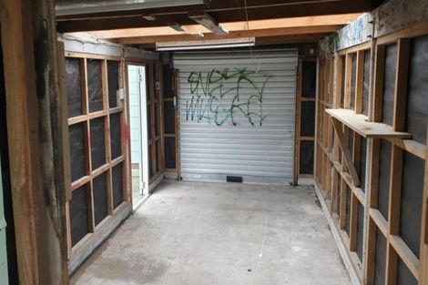 Photo of property in 291a Wellington Road, Wainuiomata, Lower Hutt, 5014