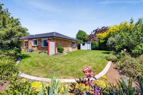 Photo of property in 362 Mangorei Road, Merrilands, New Plymouth, 4312