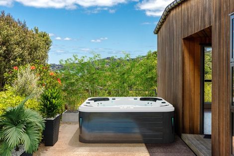 Photo of property in 33c Ocean Road, Surfdale, Waiheke Island, 1081